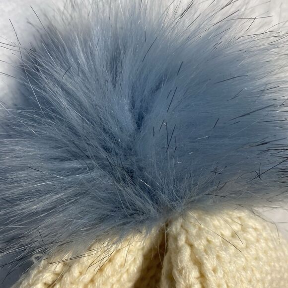 STEVE MADDEN Chunky Knit Beanie with Faux Fur Pom Pom - Picture 3 of 7